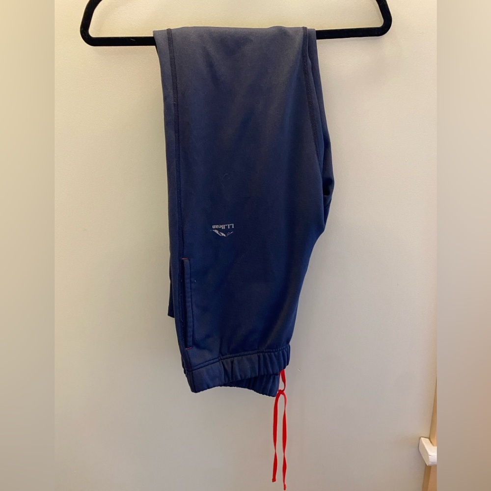 LL Bean medium sweatpants in grey/blue